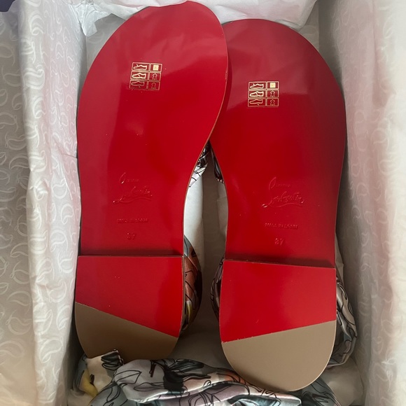 Brand New- Christian Louboutin - Picture 5 of 7